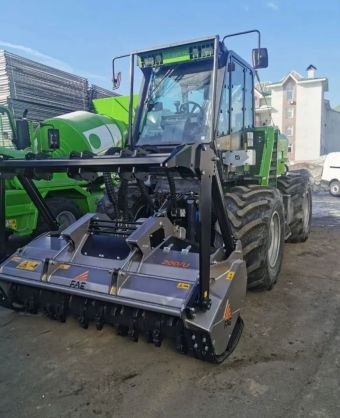 Аренда колесного мульчера Merlo Tre Emme MM350B